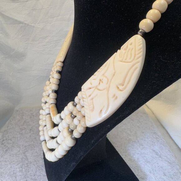 Vintage Carved Tribal Beaded Necklace Intricate Elephant Pendants & Multi-Strand - Picture 4 of 9